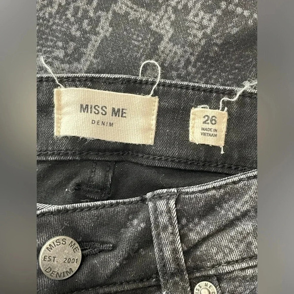 🖤 Miss Me Denim Python Skinny Jeans Black Size 26 - Picture 11 of 12